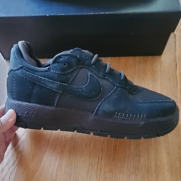 Nike Air Force 1 Black Velvet Brown Womans Size 6.5 Sneakers - Picture 1 of 7